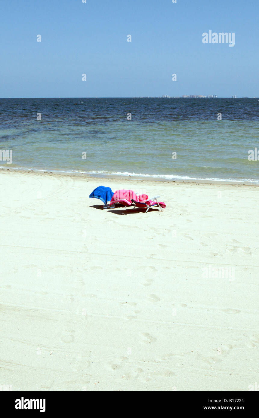 Das Mar Menor (kleines Meer) Salz Wasser Lagune und Strand in Los Alcazares, Costa Calida, süd-östlichen Küste von Spanien Stockfoto