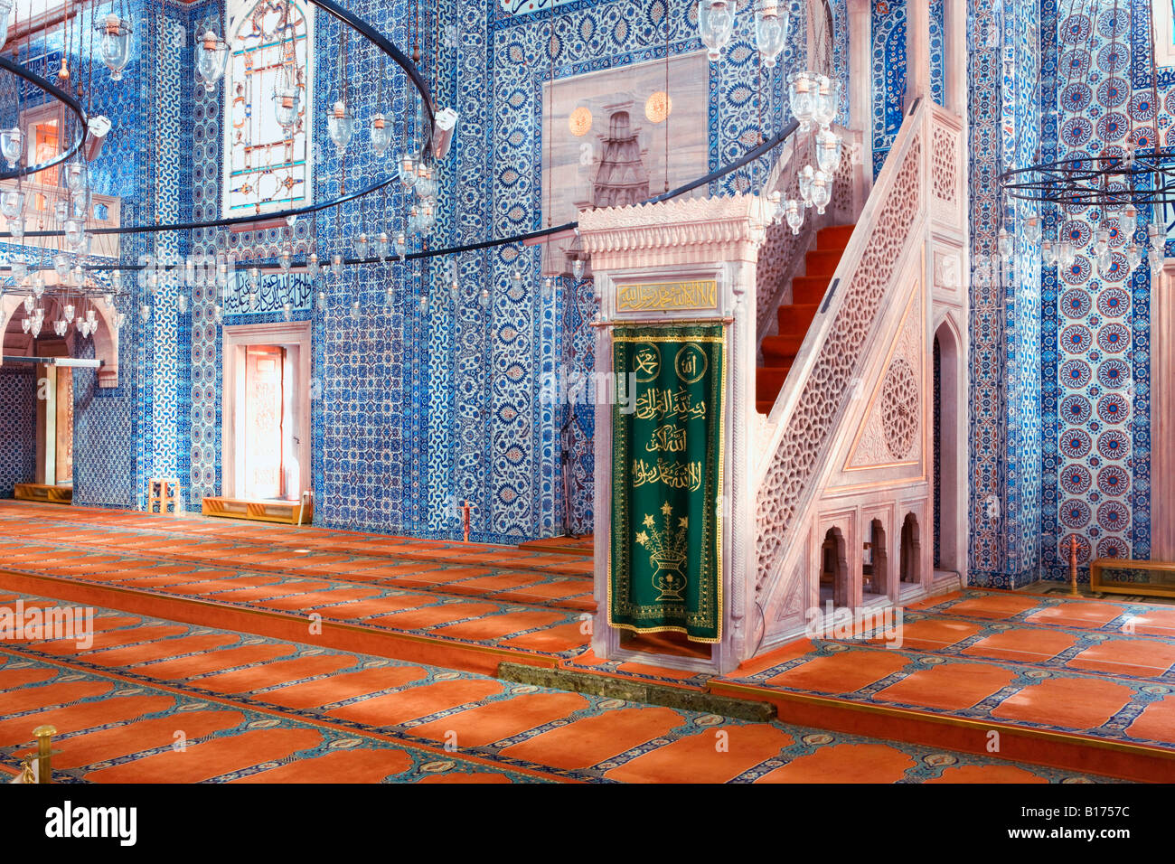das Innere des Rustem Pasa Moschee in Istanbul Stockfoto