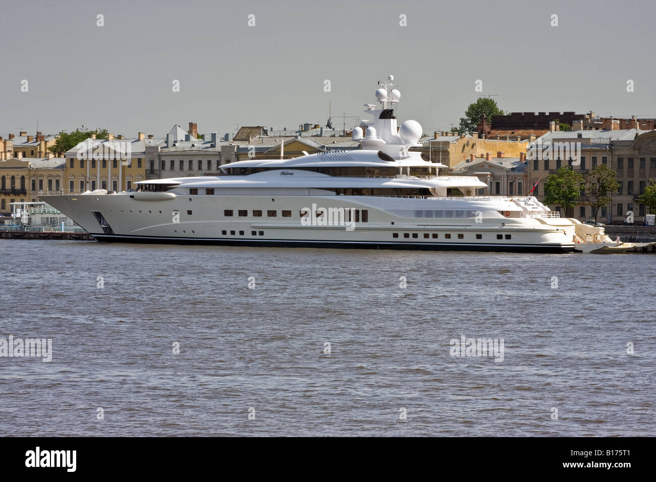 roman abramovich yacht pelorus