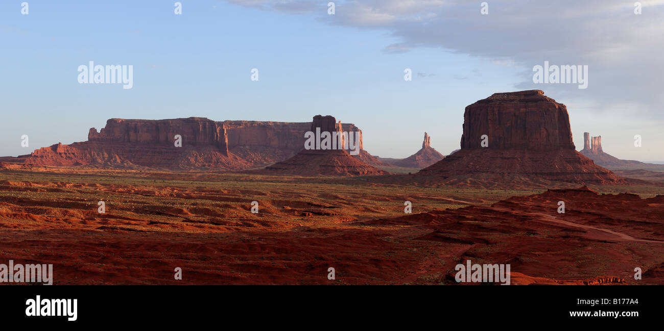 Monument Valley - John Ford Point bei Sonnenaufgang Stockfoto