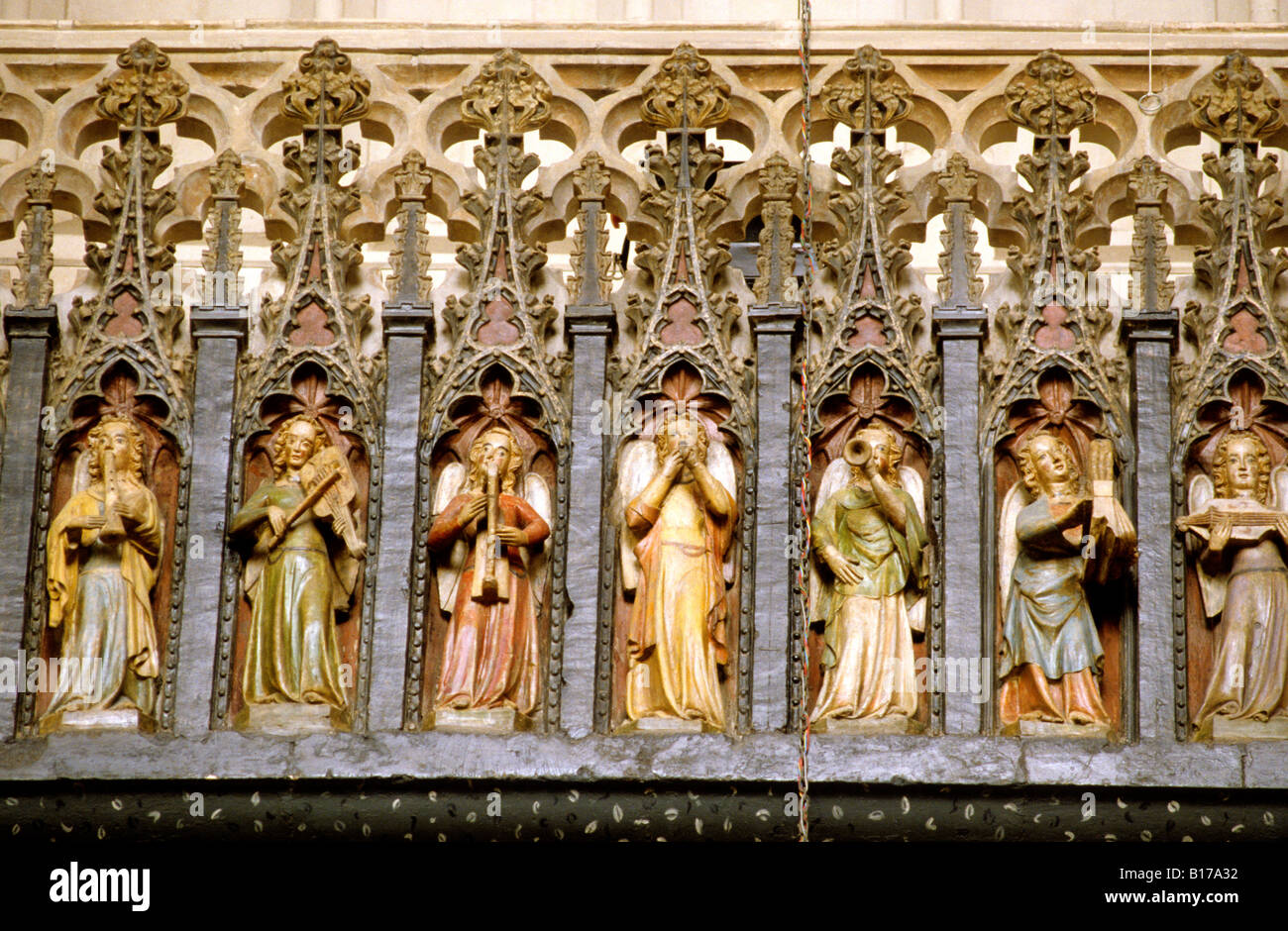 Exeter Kathedrale Spielleute Galerie Musikinstrumente innen Musiker Engel englischen mittelalterlichen schnitzen Figuren Geschichte Stockfoto