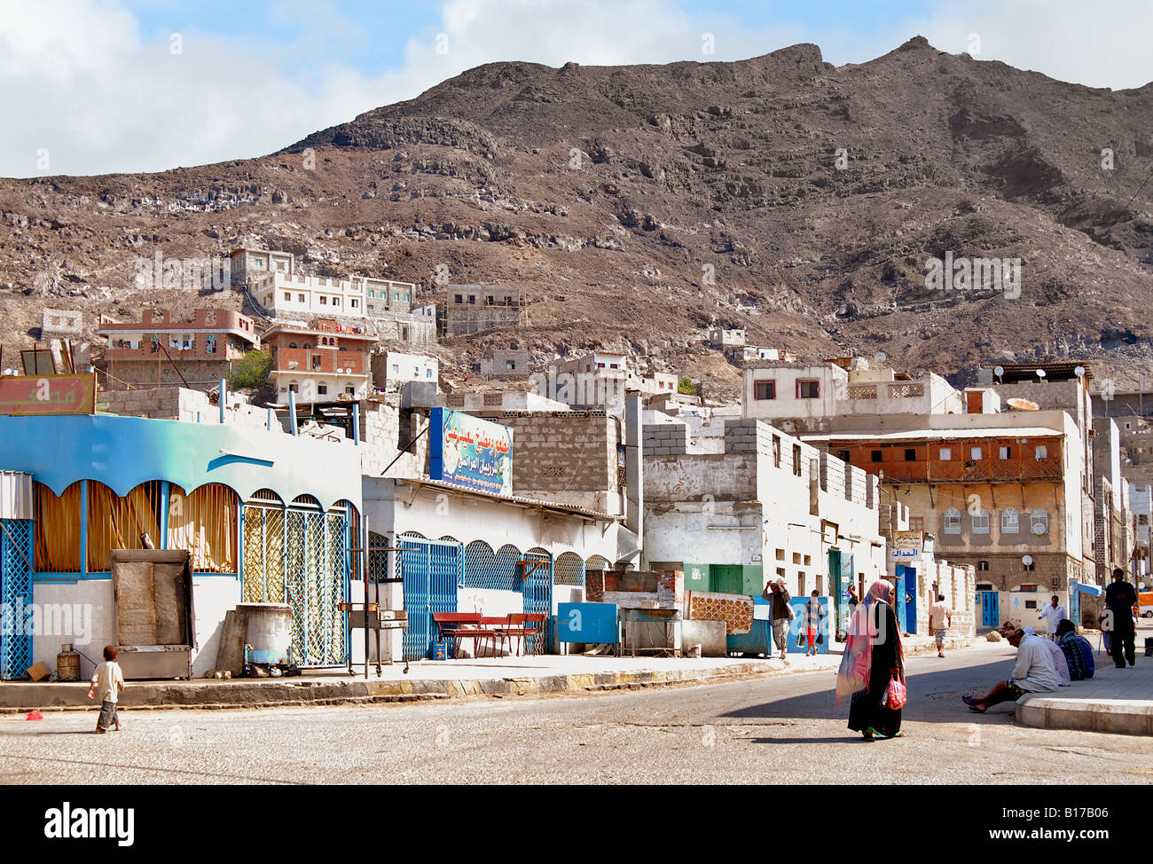 Bild von einem typischen Straßenszene in den traditionellen arabischen Aden im Jemen Stockfoto