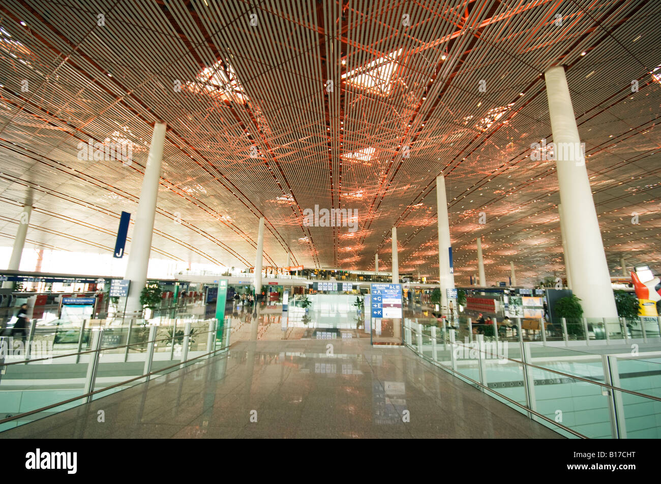 China Peking Beijing Capital Airport das neue Terminal 3 eröffnet Februar 2008, das zweitgrößte Gebäude der Welt Stockfoto