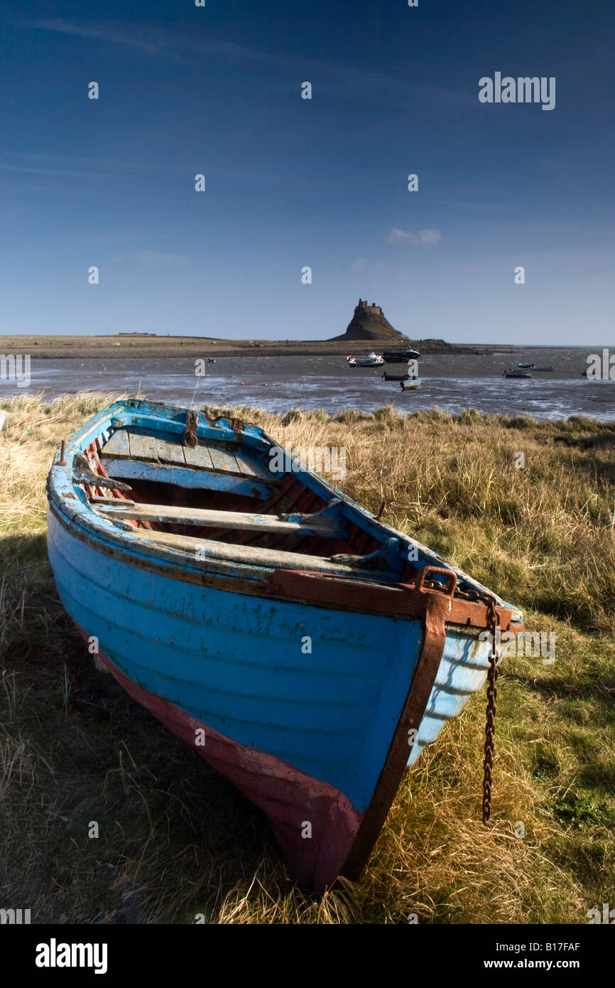 Ruderboot am Ufer des Beblowe Craig, England Stockfoto