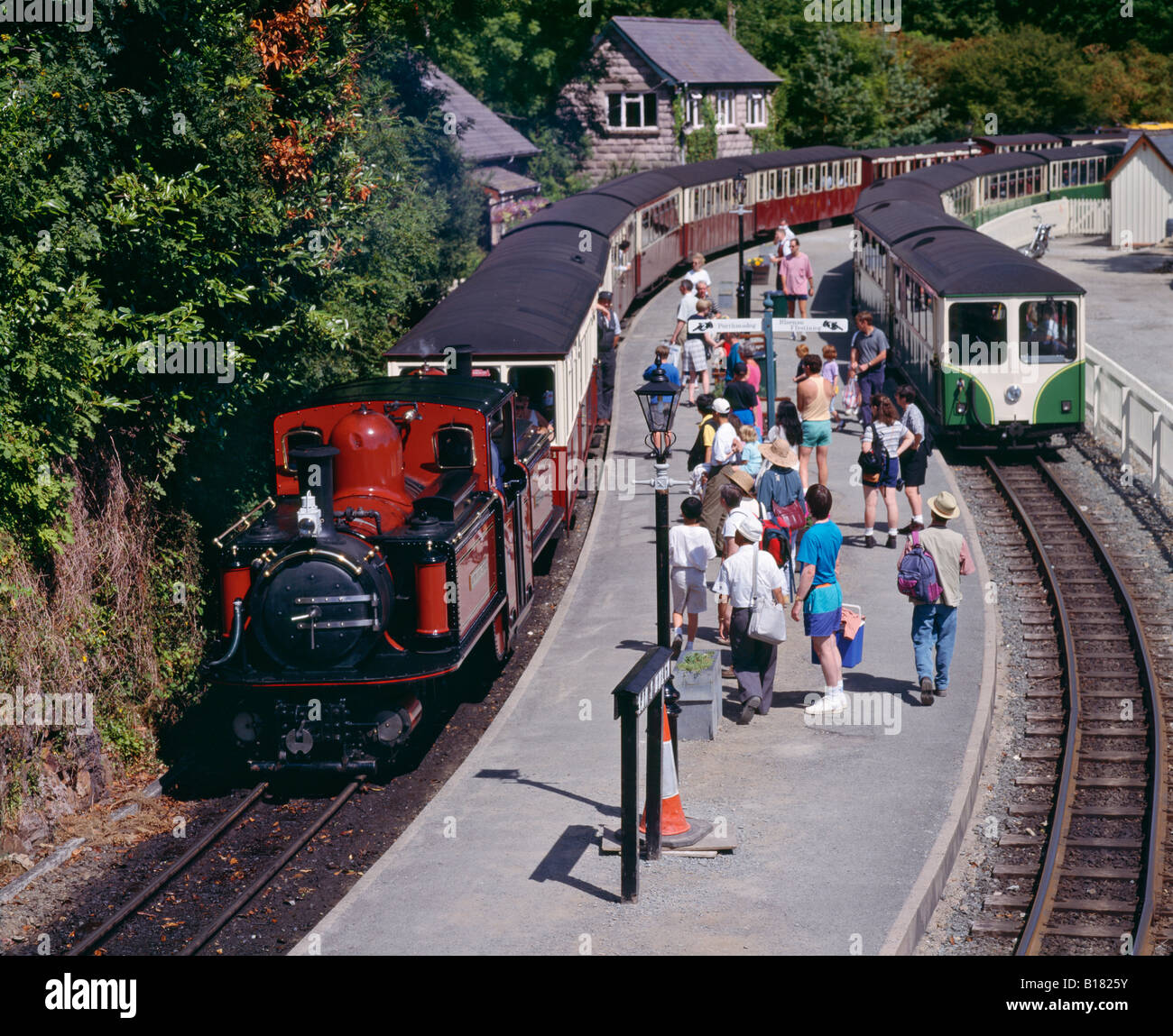 Wieder Bahnhof am Tan y Bwlch den verkehrsreichsten der Nordwales-Schmalspurbahnen Stockfoto