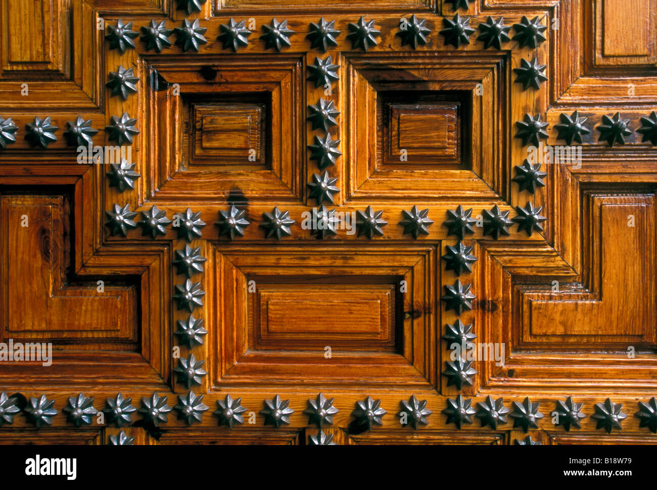 Detail, Holztür, hölzerne Tür, Eingang, Hotel de Los Reyes Catolicos, Santiago De Compostela, La Coruña Provinz, Spanien, Europa Stockfoto