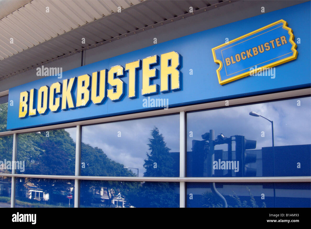Blockbuster-Schild außerhalb der Videothek Stockfoto