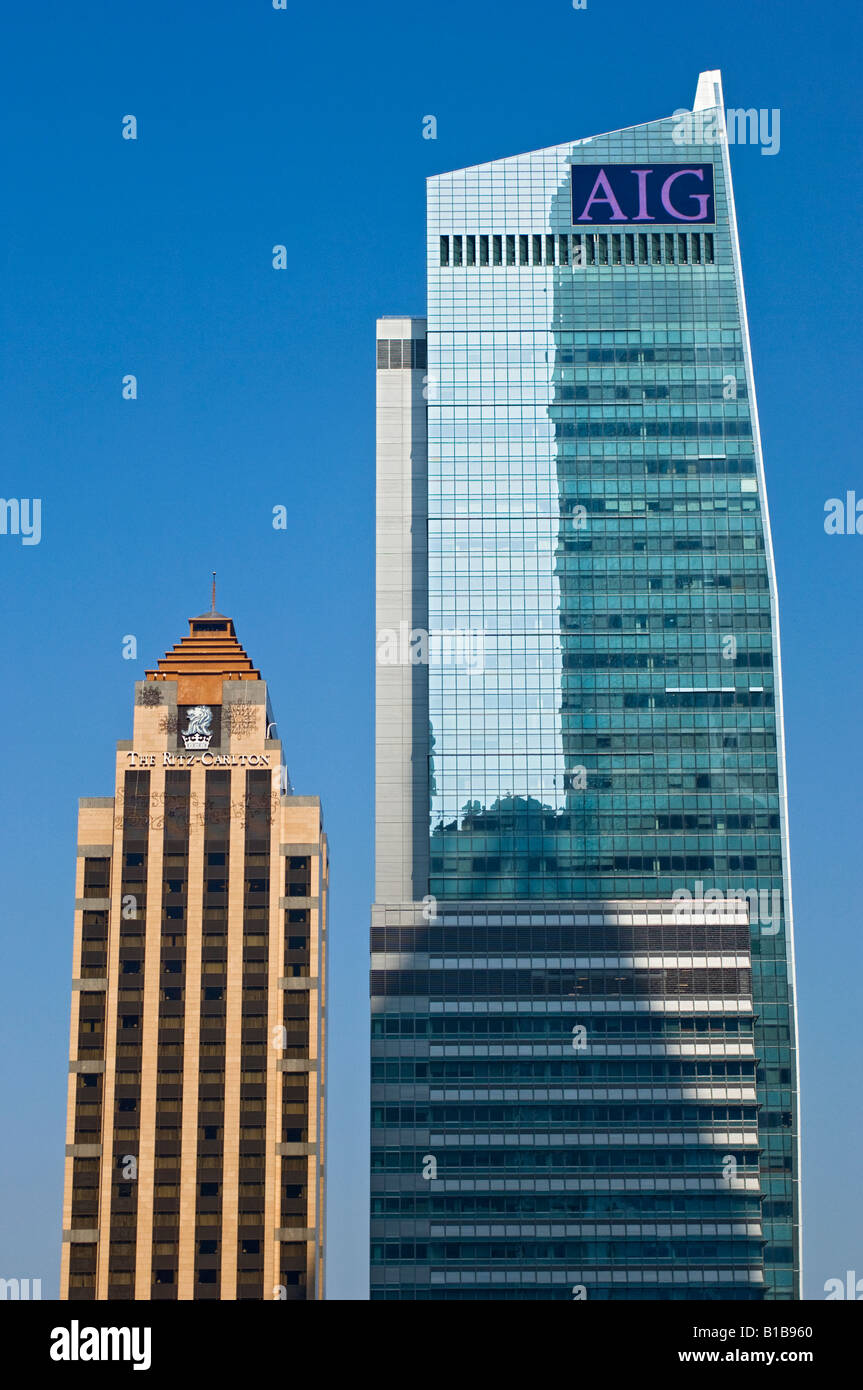 Die AIG Tower und Ritz Carlton auf der linken Seite. Hong Kong Island, China Stockfoto