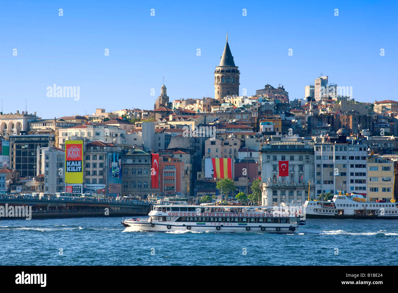 Beyoglu und Galata Turm in Istanbul Stockfoto