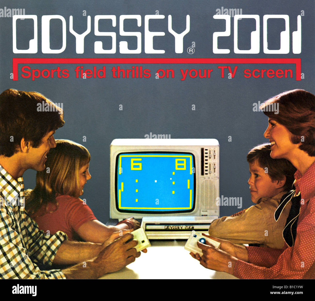 Computer/Elektronik, Werbung, Familie spielt das erste beliebte Videospiel "Pong", Deutschland, um 1975, Stockfoto