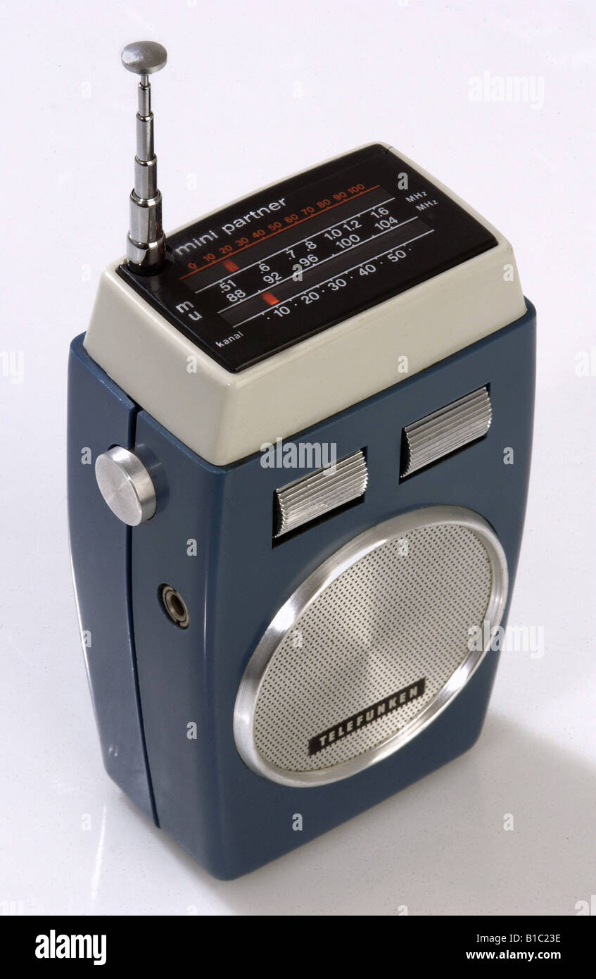Broadcast, Radio, Radio Set, Typ, Telefunken Typ Typ Mini Partner 101, Deutschland, 1971, Technik, Technik, historisch, historisch, Design, Transistor, Kunststoffgehäuse, blau, Batterieversorgung, 1970er Jahre, Tuner, Antenne, 20. Jahrhundert, Stockfoto