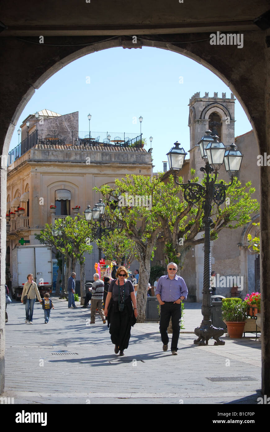 Corso Umberto I, Taormina, Provinz Messina, Sizilien, Italien Stockfoto