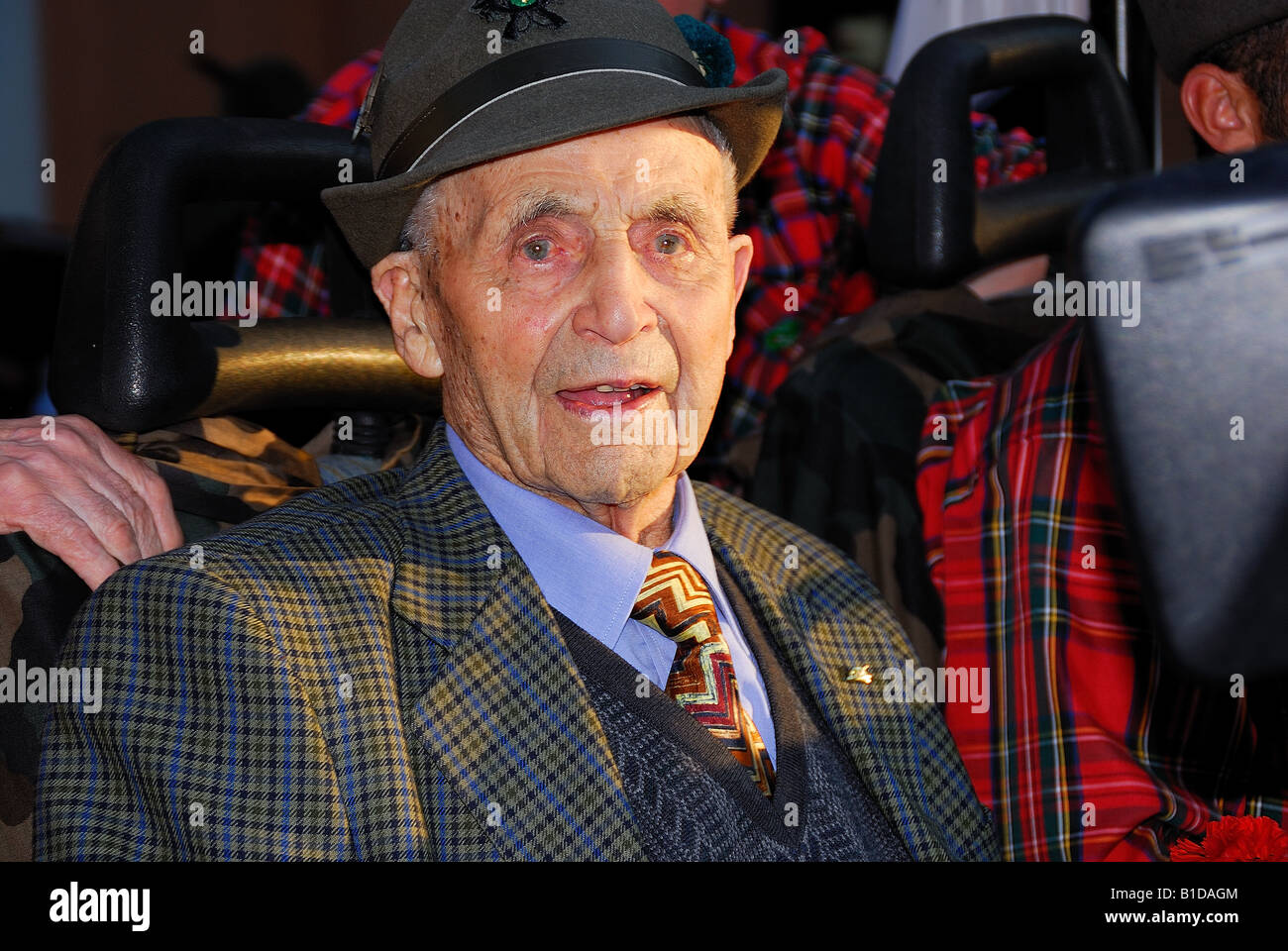 81Die Alpini Nationalversammlung 10.09.11 Mai 2008, Bassano del Grappa,Italy.A Veteranen der russischen Kampagne Stockfoto