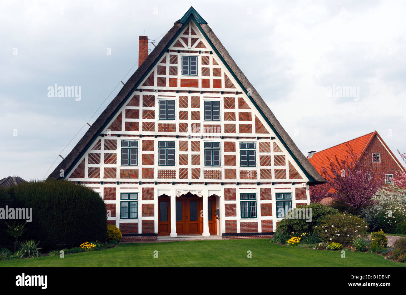 Traditionelles fachwerkhaus -Fotos und -Bildmaterial in hoher Auflösung ...