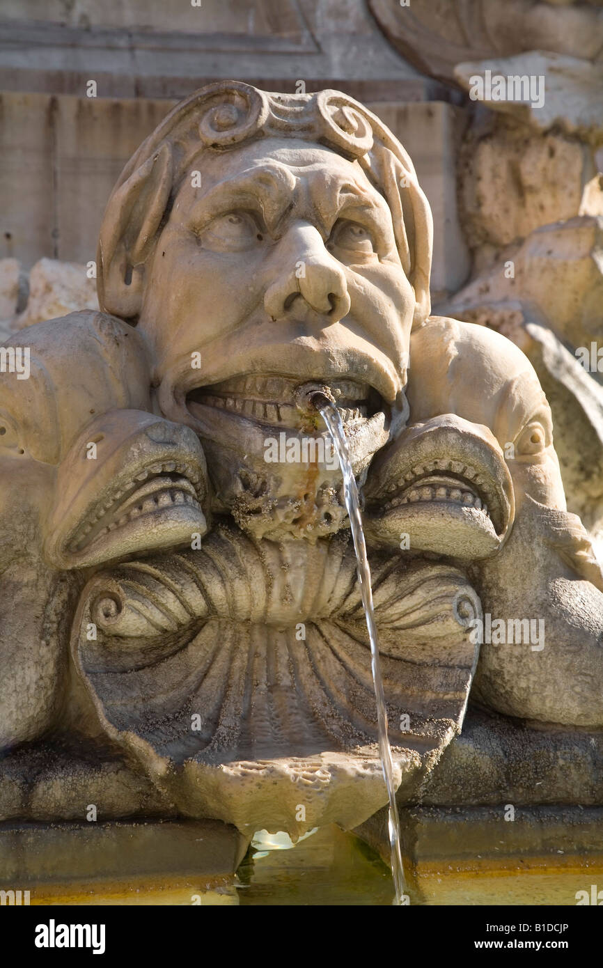 Brunnen-Detail-Brunnen vor dem Pantheon Piazza della Rotonda Rome Italy Stockfoto