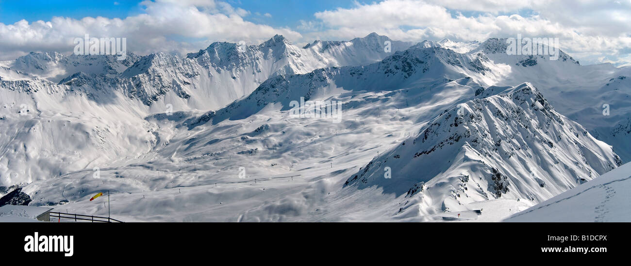 Panorama Winterlandschaft in Arosa, Schweiz Stockfoto