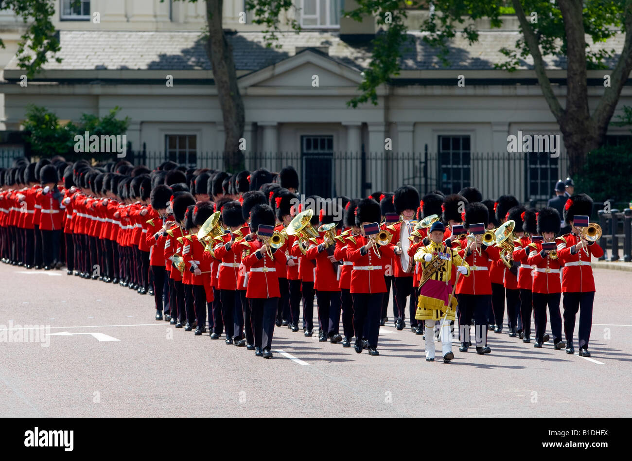 Trooping der Farben 2008 The Guards Regiment marschieren in London Stockfoto