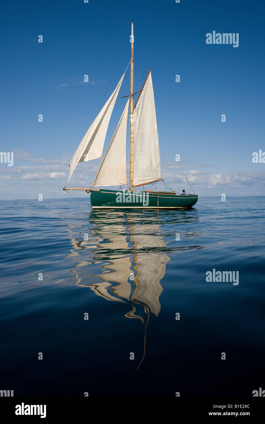 Traditionelles Segeln Ketsch unter Segel Stockfoto