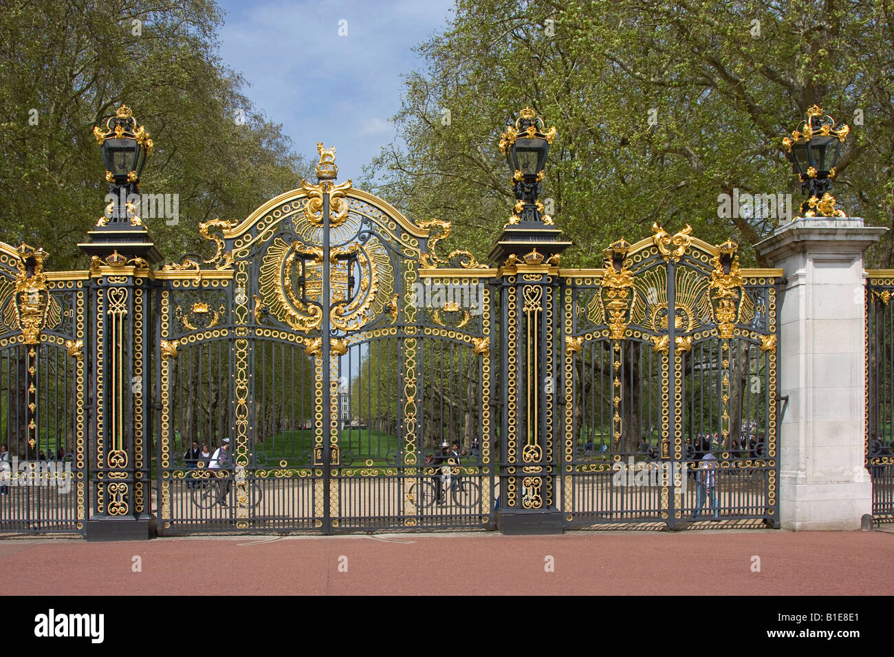 Kanada-Gates im Buckingham Palace Park, London England Stockfoto