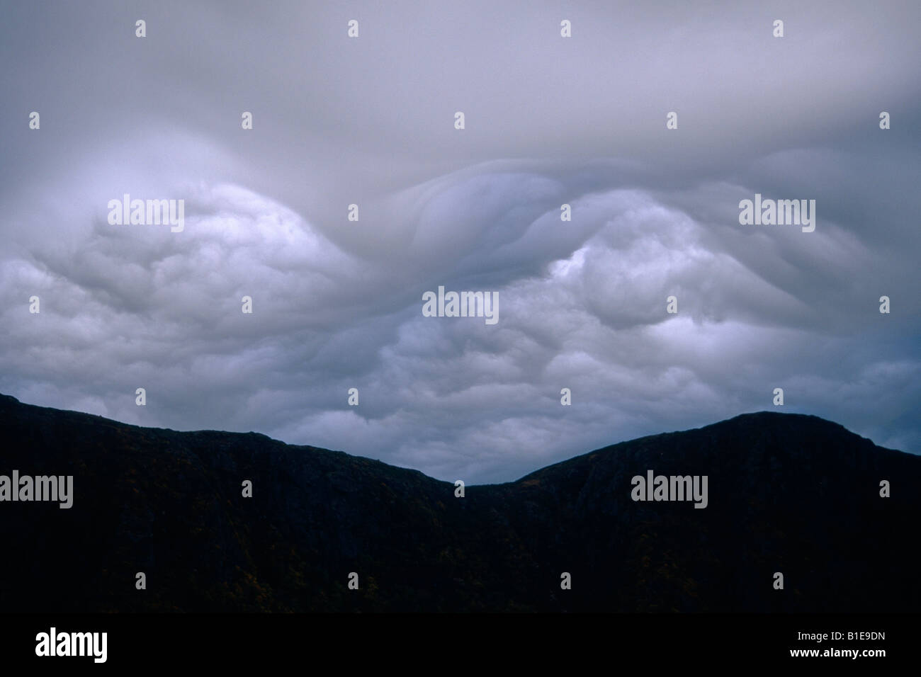 Gewitterwolken über Gros Morne National Park Neufundland Kanada Herbst Stockfoto