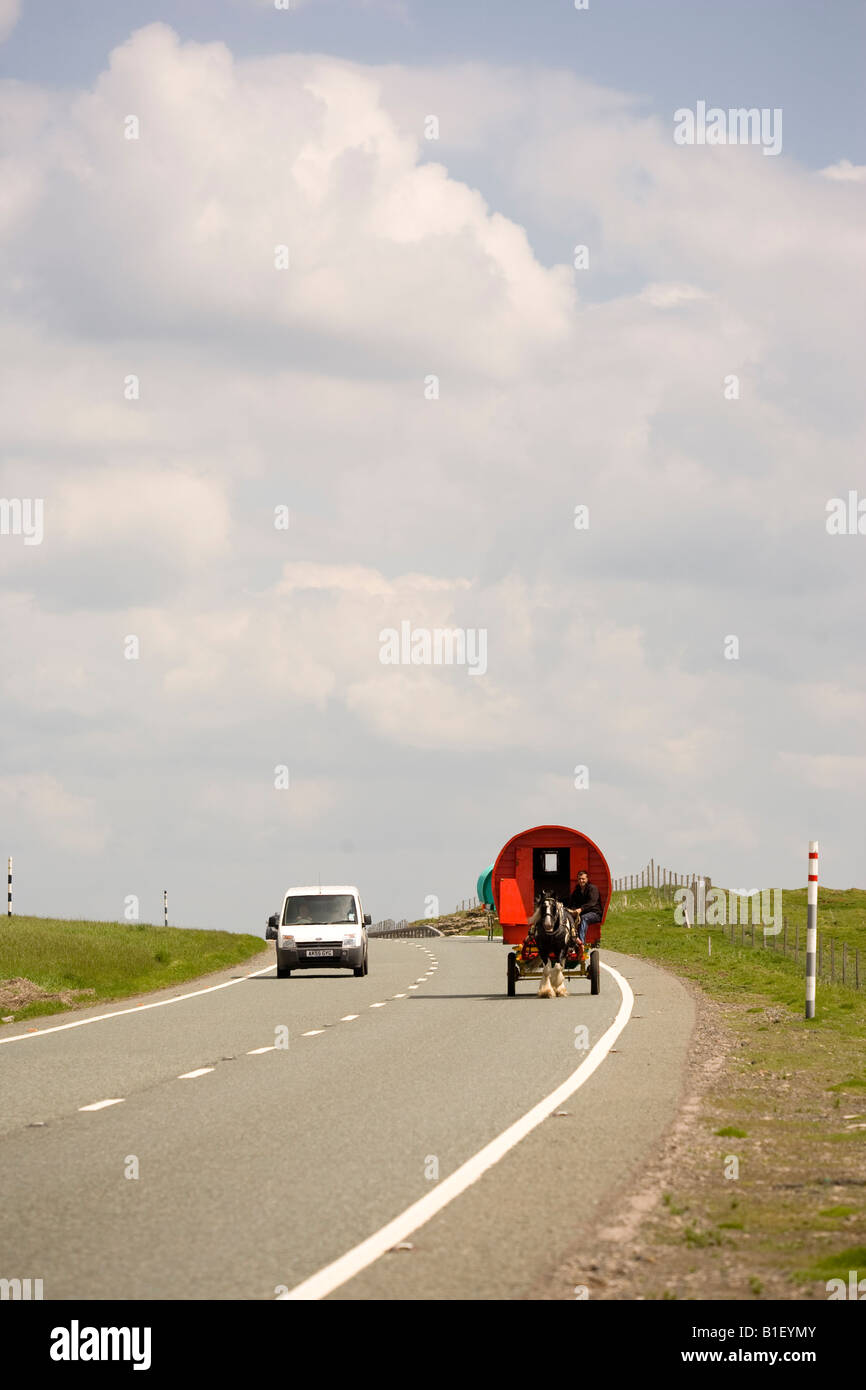 Wohnwagen auf die A66 unterwegs, Appleby Horse Fair Stockfoto