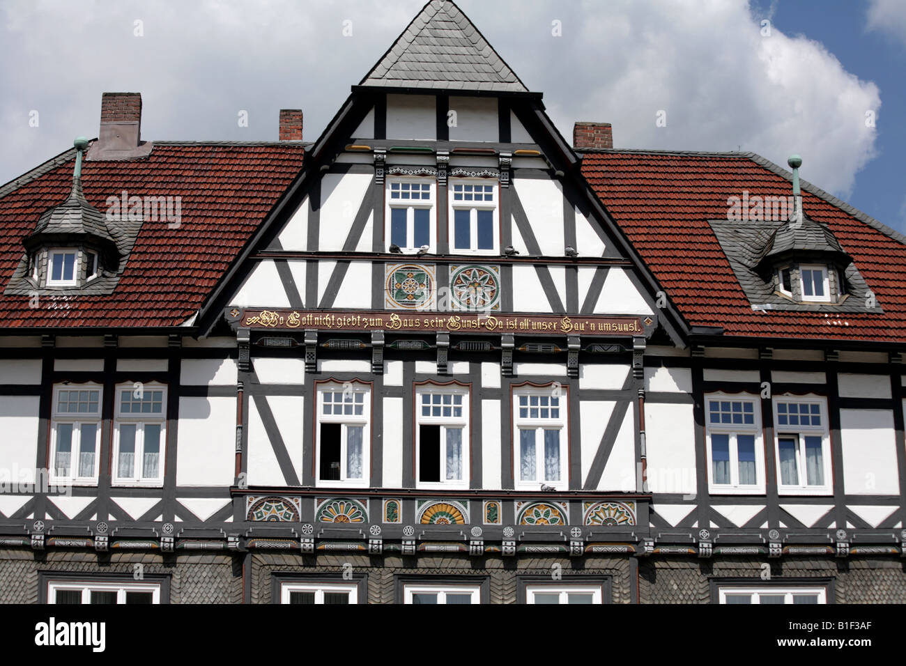Schiefer fronted, bemalte und Fachwerk Haus, Goslar, Harz Mountains, Deutschland, Deutschland Stockfoto
