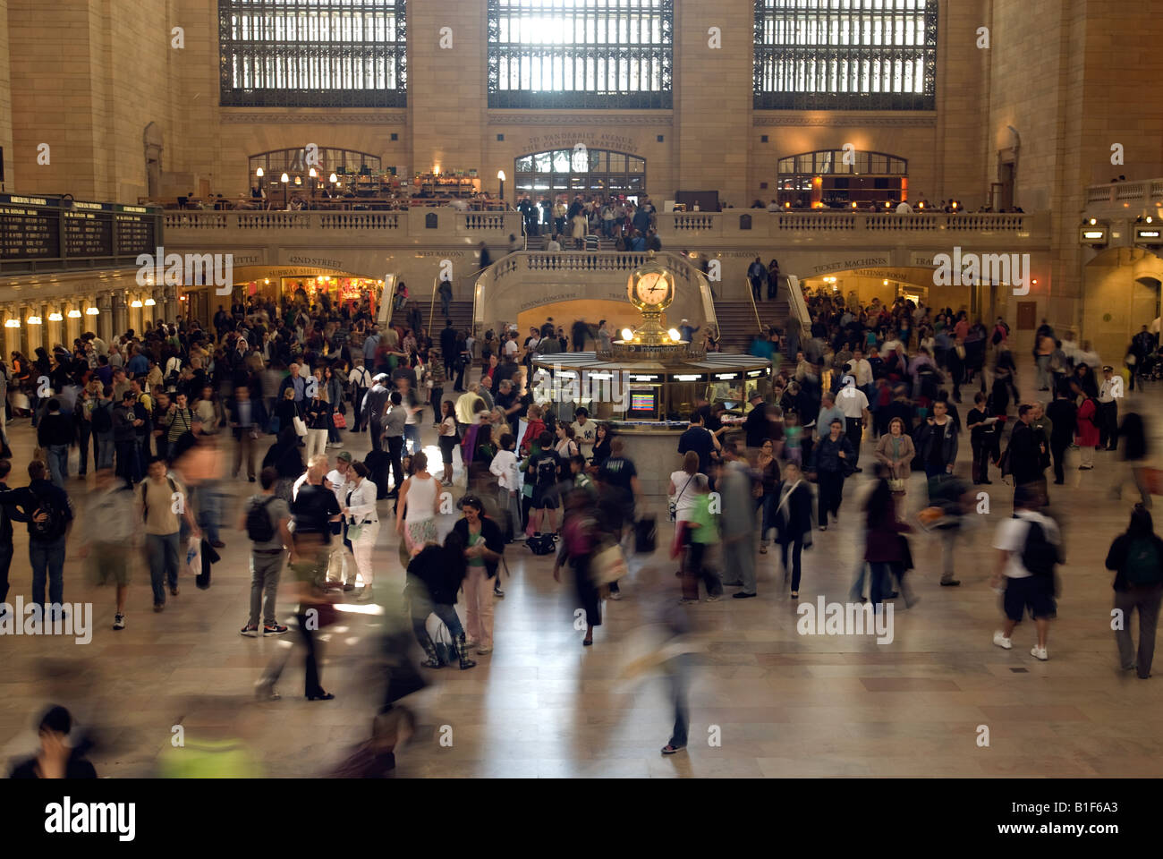 Reisende im Grand Central Terminal in New York Stockfoto