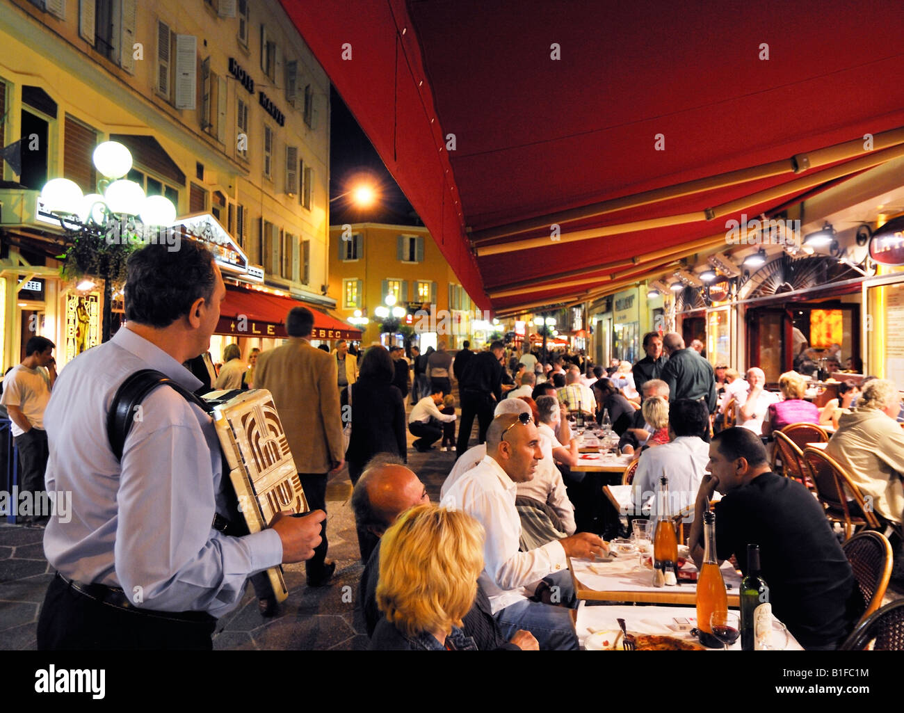 Nacht in der Rue Masséna Nizza Frankreich im Juni 2008 für nur zur redaktionellen Verwendung Stockfoto