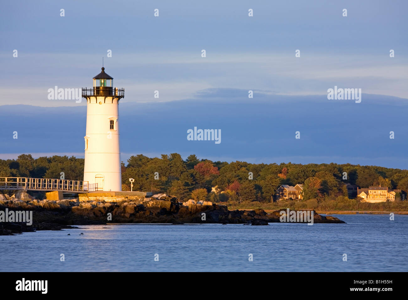 Leuchtturm auf einer Landzunge, Portsmouth Harbor Light, Portsmouth Harbor, New Castle, New Hampshire, USA Stockfoto