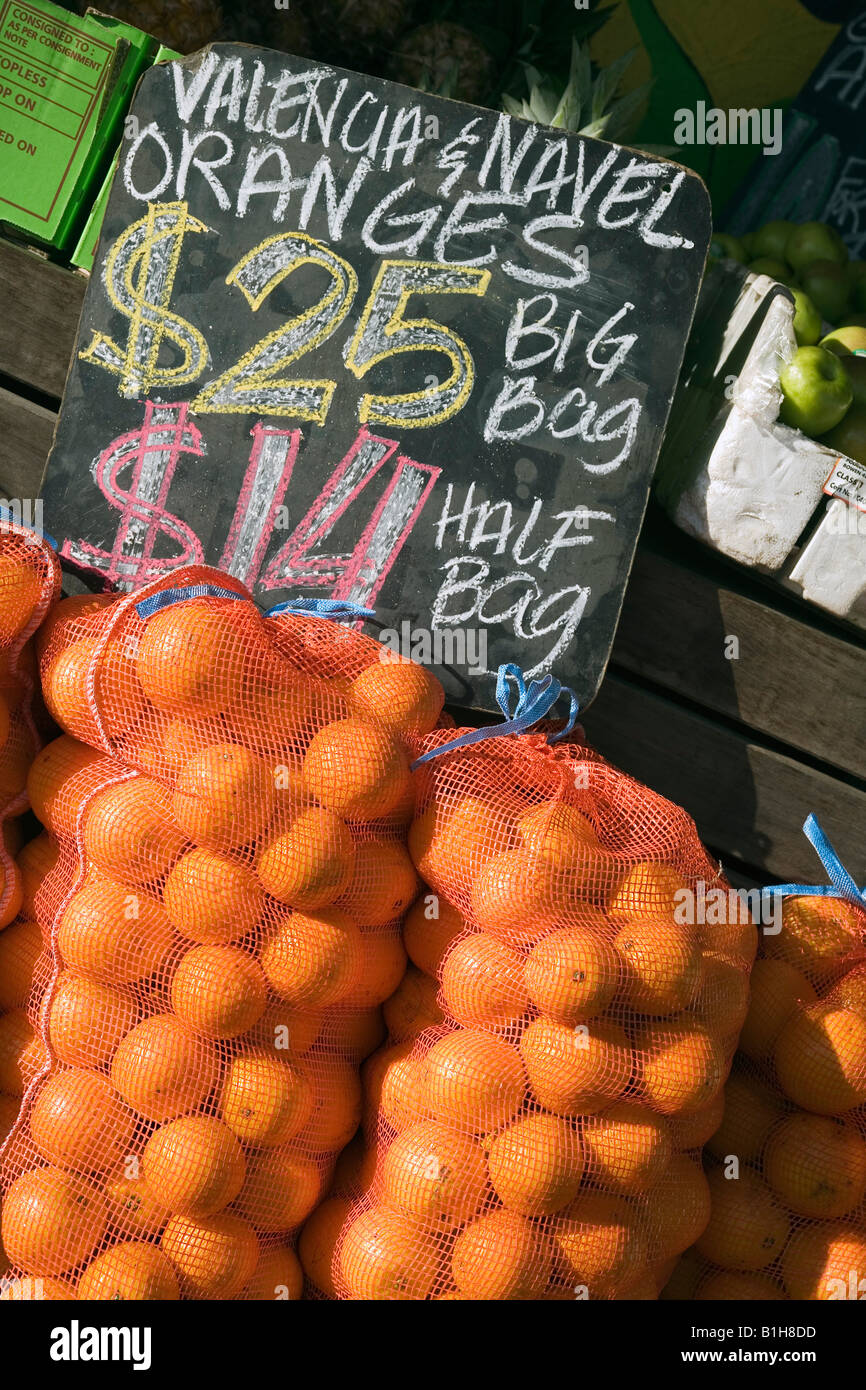 Orangen zu verkaufen - Cairns, Queensland, Australien Stockfoto