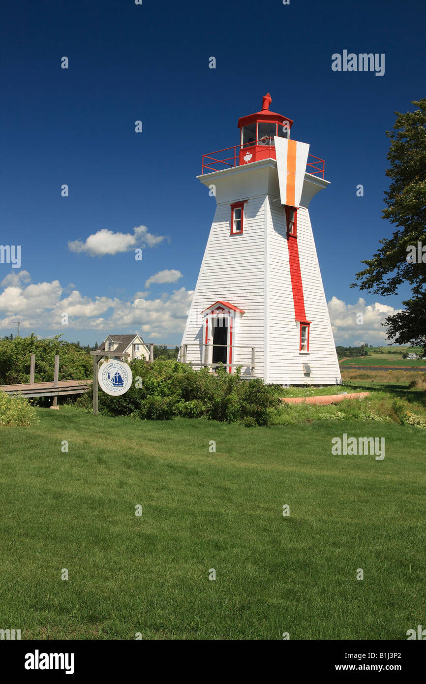 Leuchtturm auf eine Landschaft, Victoria Hafen Leuchtturm Museum, Victoria, Prince Edward Island, Canada Stockfoto