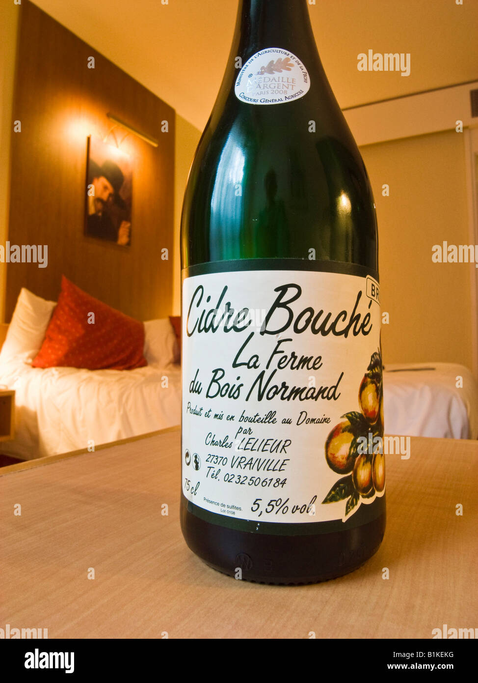 Flasche Apfelwein der Normandie in Frankreich Stockfoto