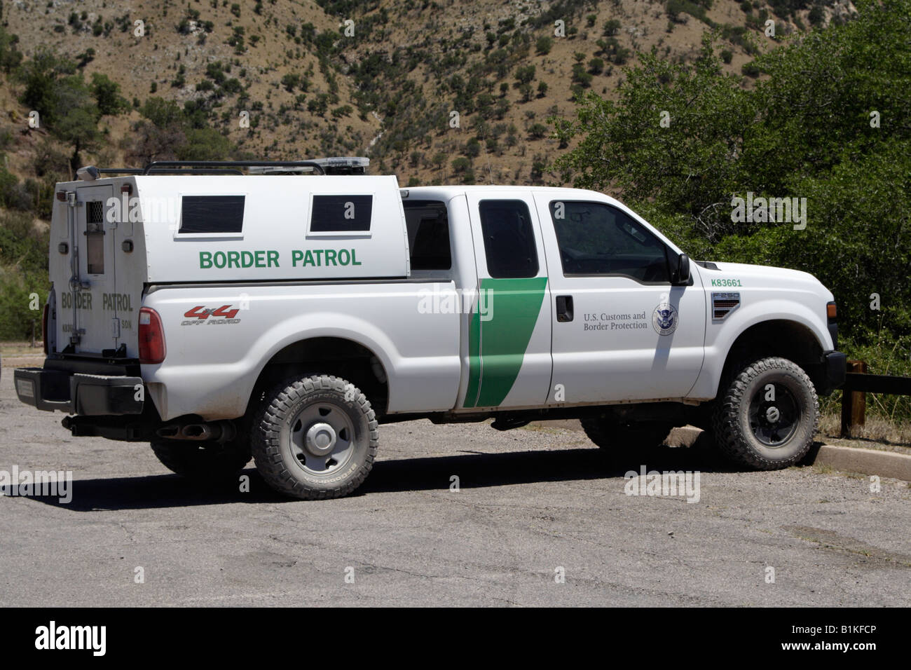 Patrol truck -Fotos und -Bildmaterial in hoher Auflösung – Alamy