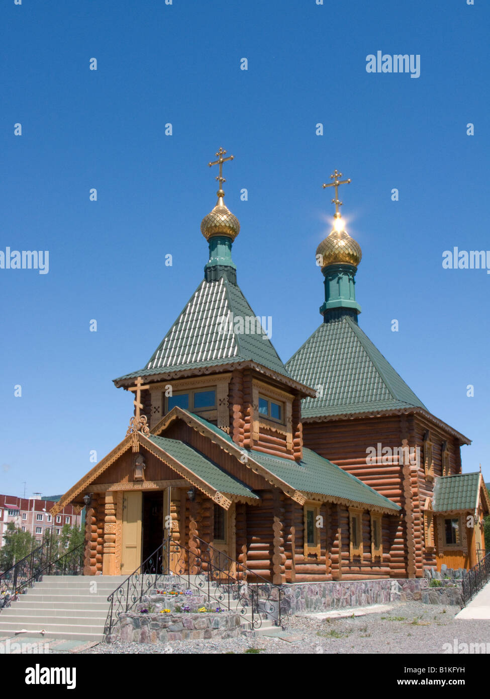 Neue hölzerne russische orthodoxe Kirche im Jahr 2007 befindet sich in Juschno-Sachalinsk Sachalin Russland 2008 abgeschlossen Stockfoto