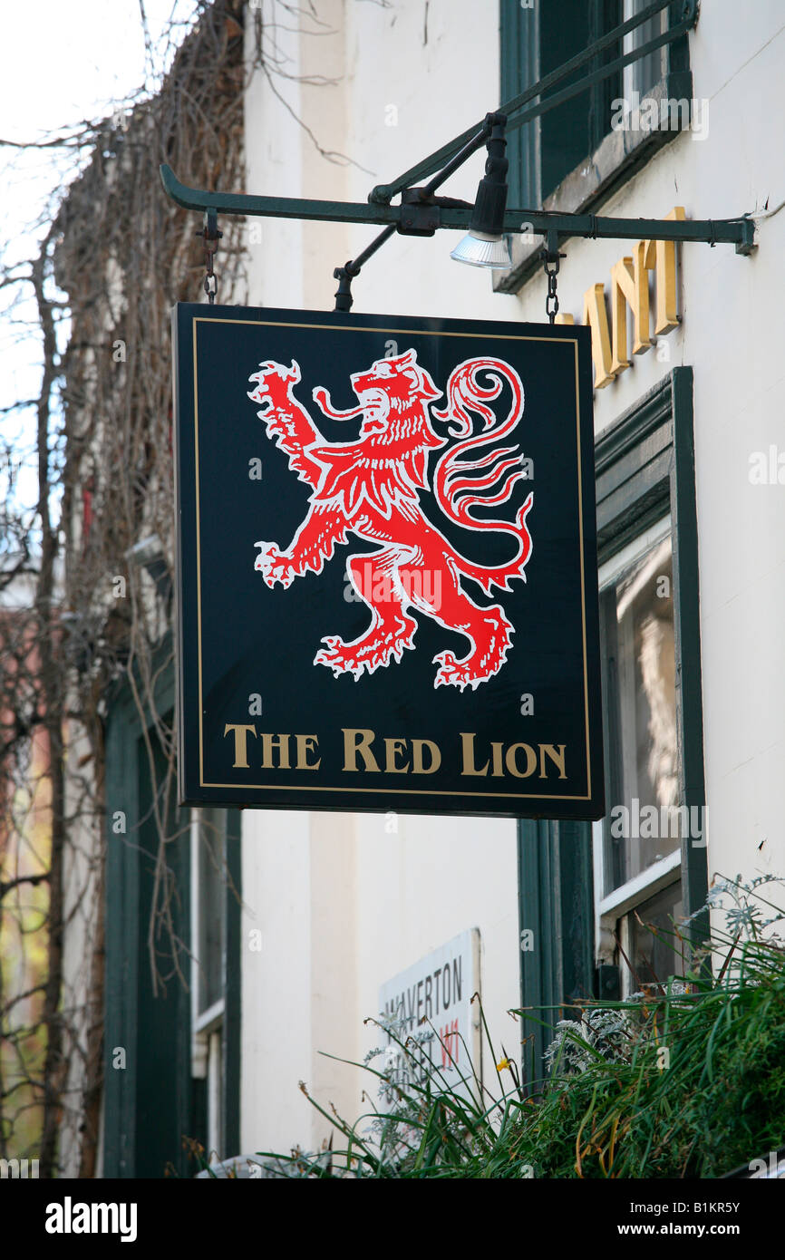 Das Red Lion Pub, Mayfair, London Stockfoto