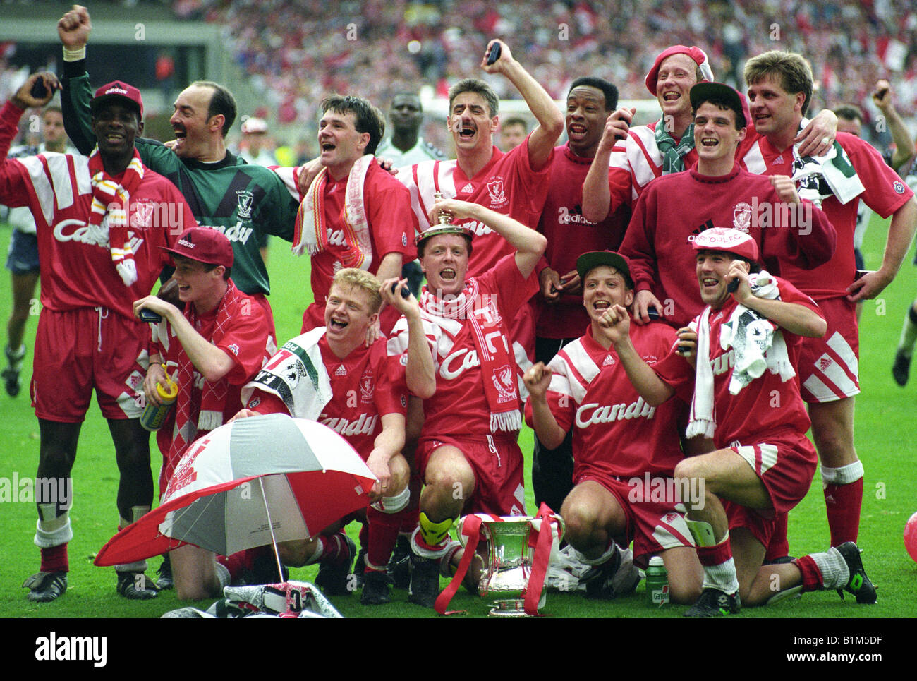 Liverpool feiern nach dem Spiel gegen Sunderland im FA Cup Finale 9 5 92 Stockfoto