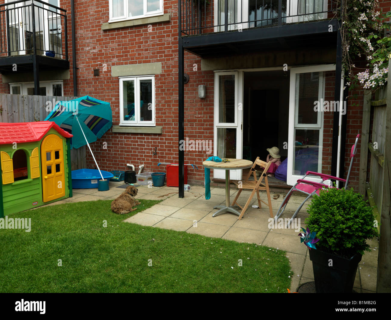 Garten des Town House in Salisbury England zurück Stockfoto