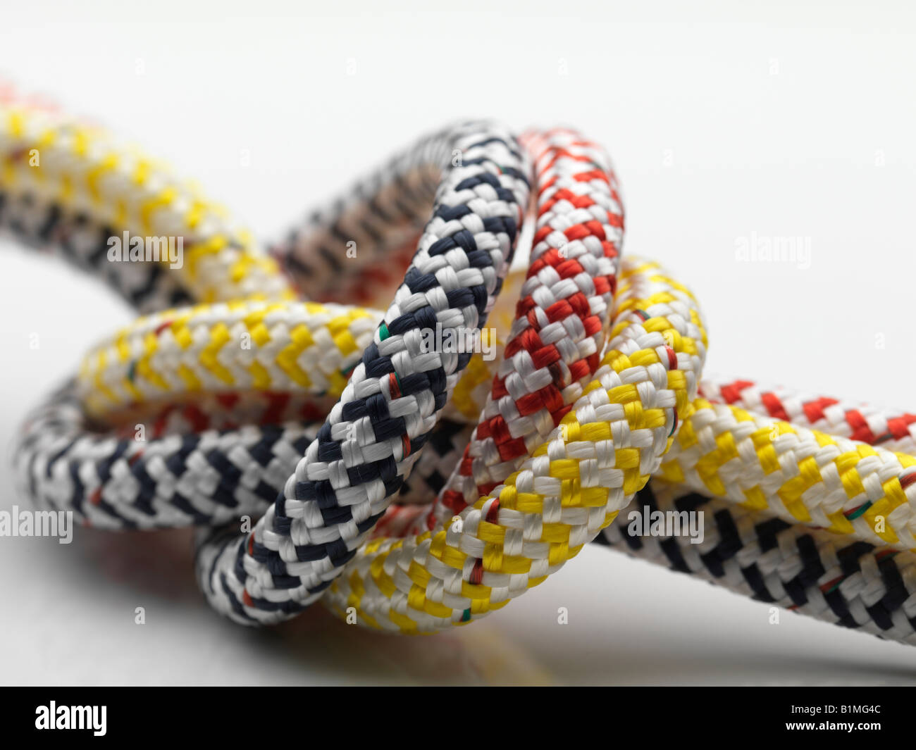 Hanf Seil Kabel Linie Seil-Garn zu verknoten, um einen Knoten, um einen  Knoten zu binden Stockfotografie - Alamy