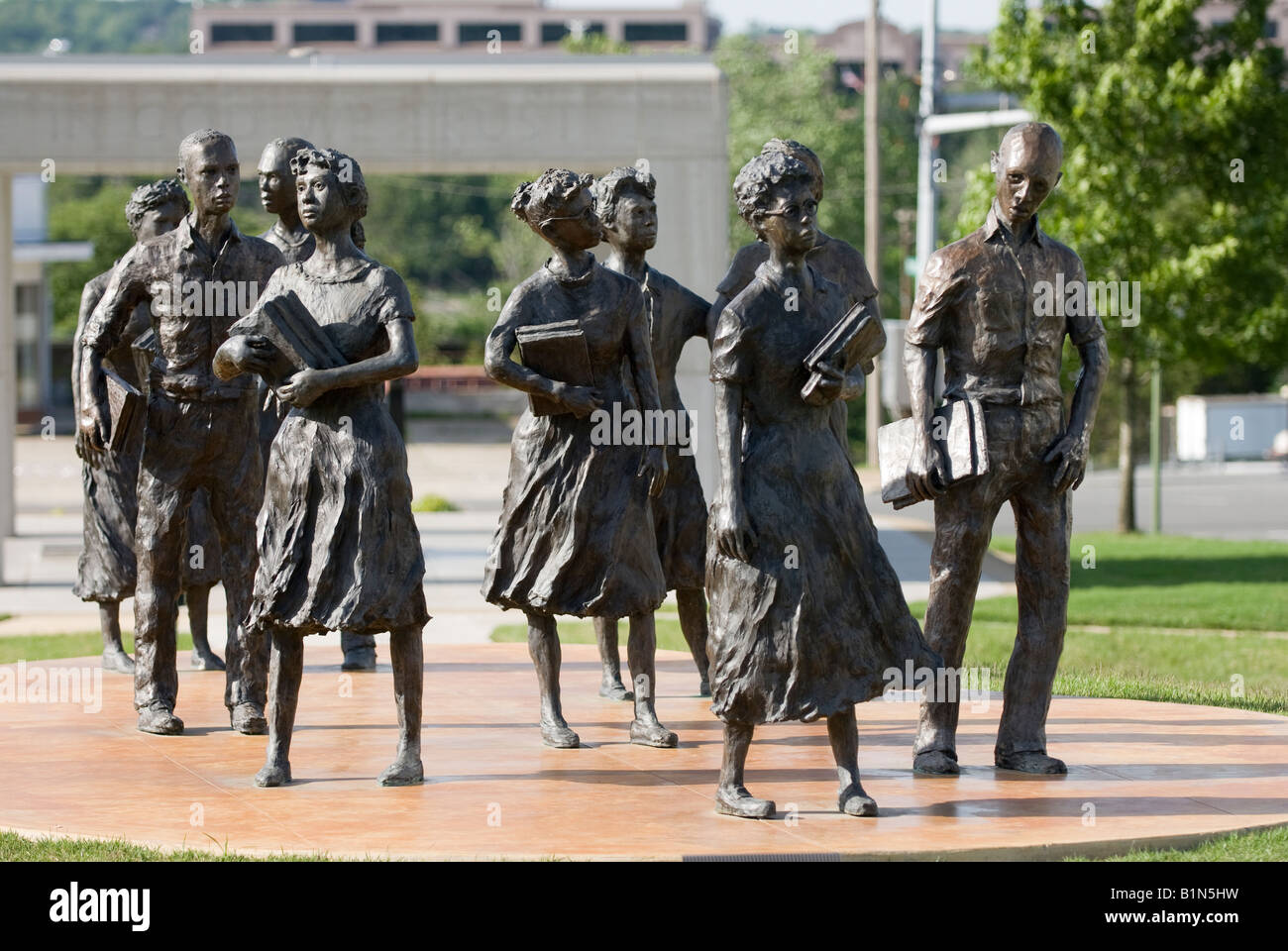 Die Little Rock Nine dargestellt im Testament eine 2005 Skulptur auf dem Gelände das Arkansas State Capitol in Little Rock Stockfoto
