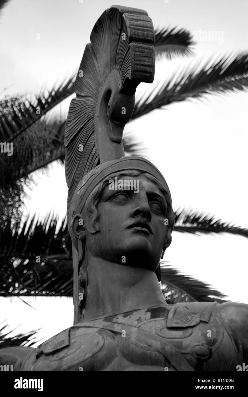 Achilles als Hüterin des Palastes im Garten des Achilleion - Palast der Kaiserin Elisabeth Amalie Eugenie (Sissi), Insel Korfu, Griechenland Stockfoto