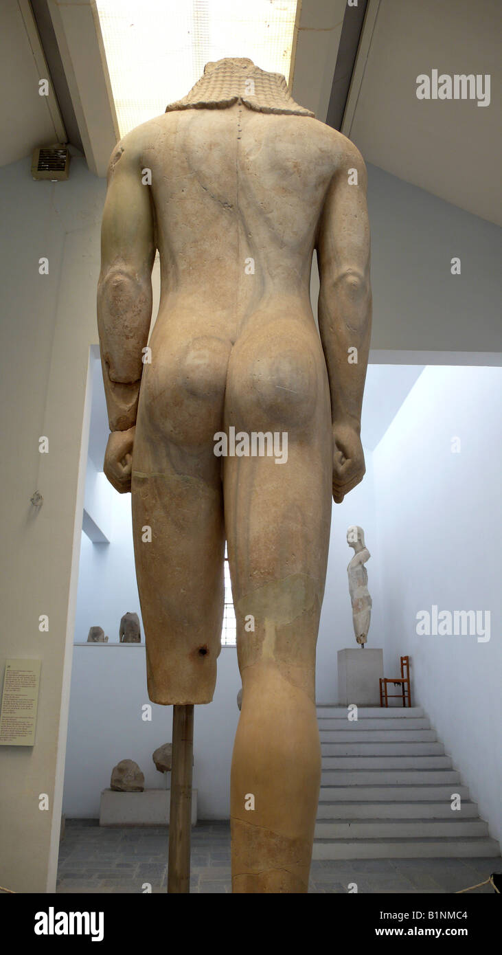Rückseite von Kouros, Museum von Samos, Griechenland Stockfoto