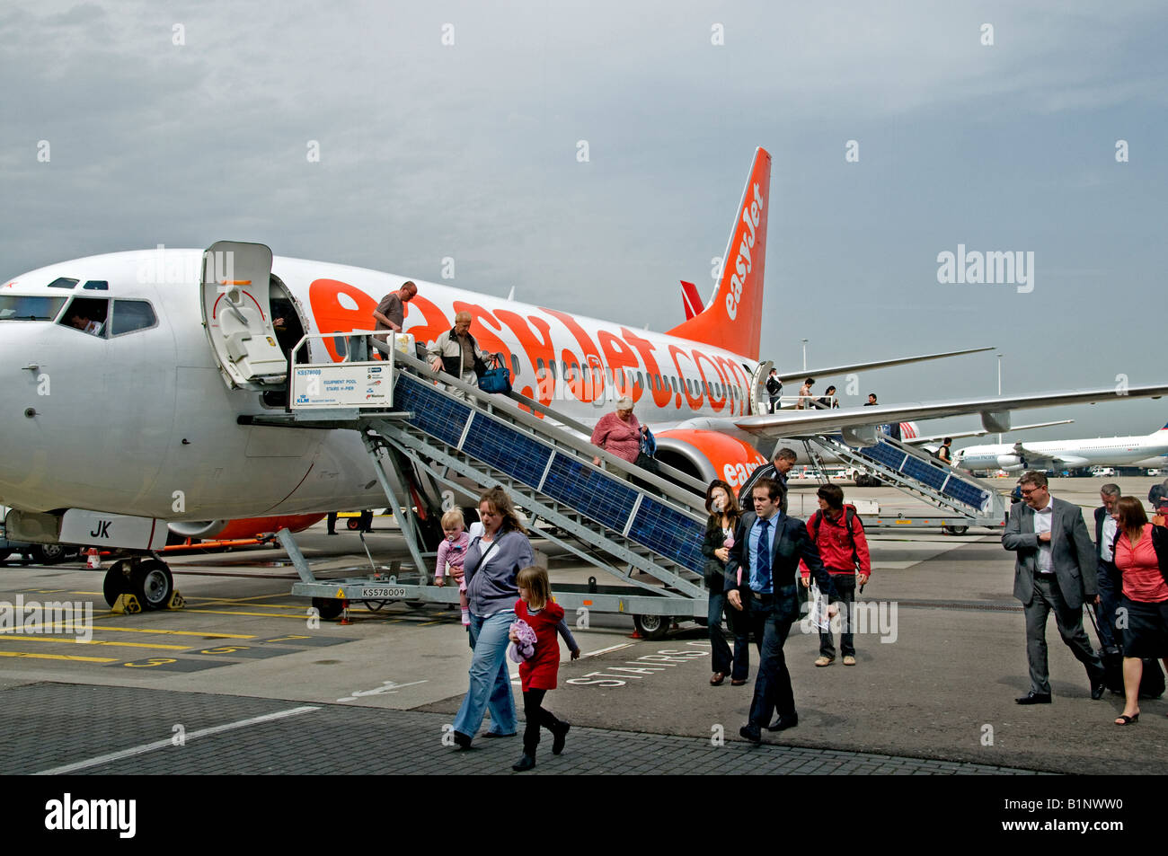 Easy Jet Schiphol Flughafen Flugzeug Amsterdam Niederlande London England Vereinigtes Königreich Stockfoto