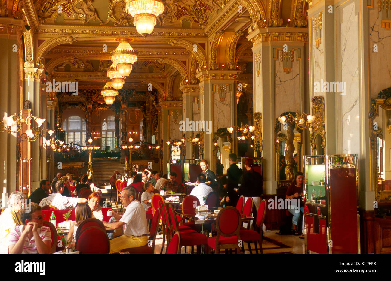 Der opulente Café New York in Budapest Stockfoto