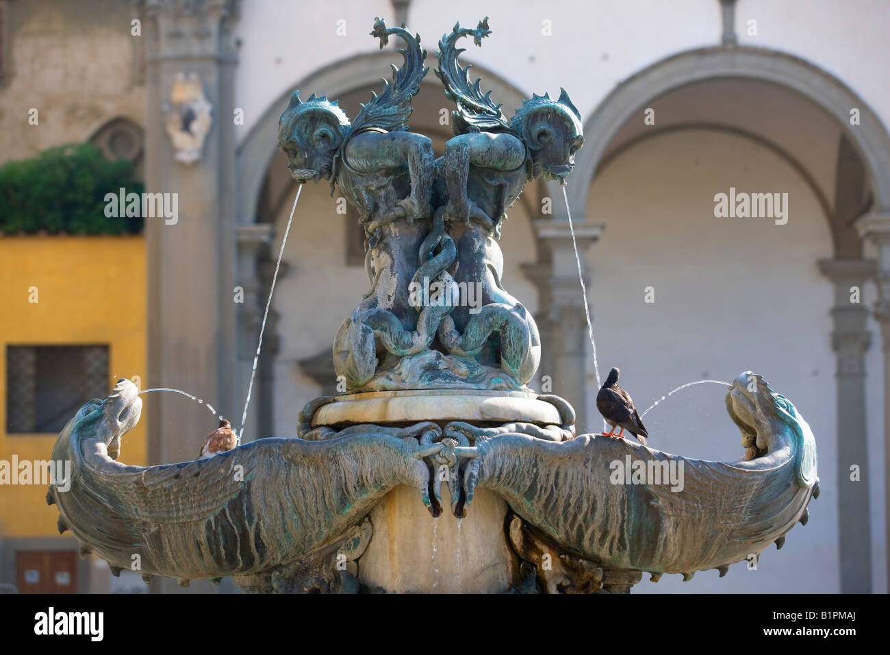 Brunnen auf der Piazza della Santissima Annunziata in Florenz Stockfoto