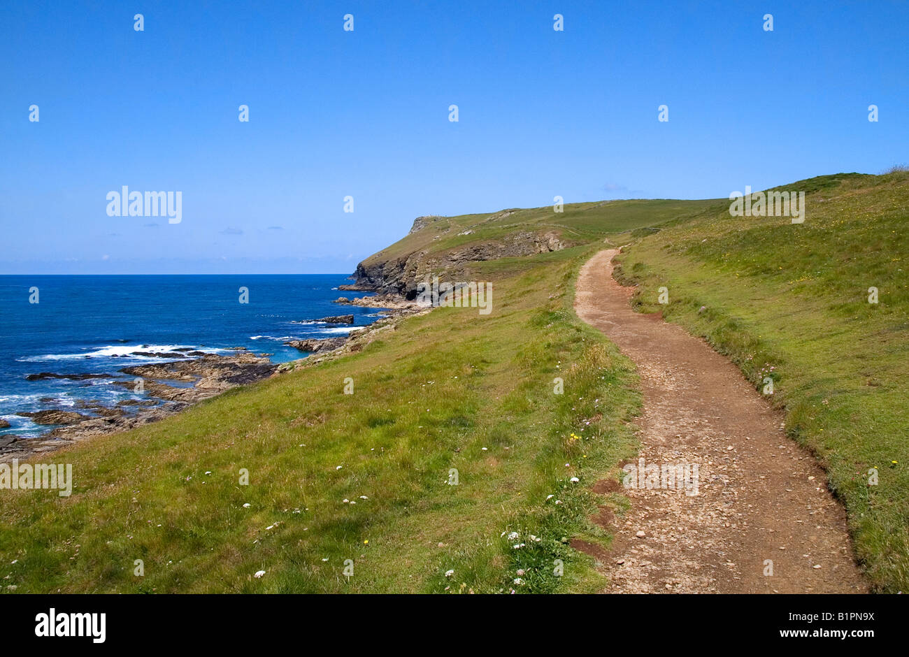 Küstenweg Polzeath Strand Cornwall uk Stockfoto