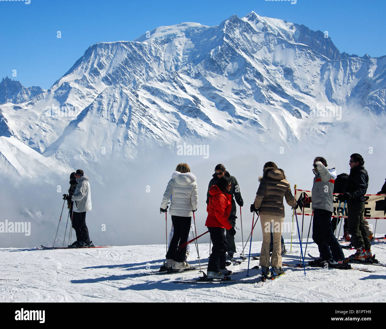 Endstation des Skilifts Epaule im Skiresort Saint Gervais Mont-Blanc, Mont-Blanc-Massiv in den Rücken, Haute Savoie, Franken Stockfoto
