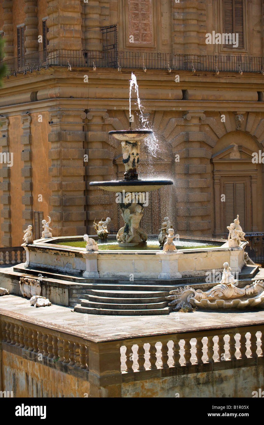 Brunnen im Palazzo Pitti in Florenz Stockfoto