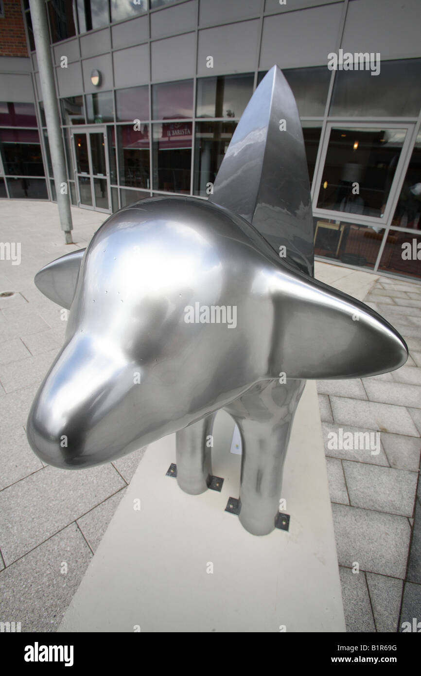 Einer der 120 Superlambanana Skulpturen in Liverpool, der Kulturhauptstadt Europas zu feiern Stockfoto