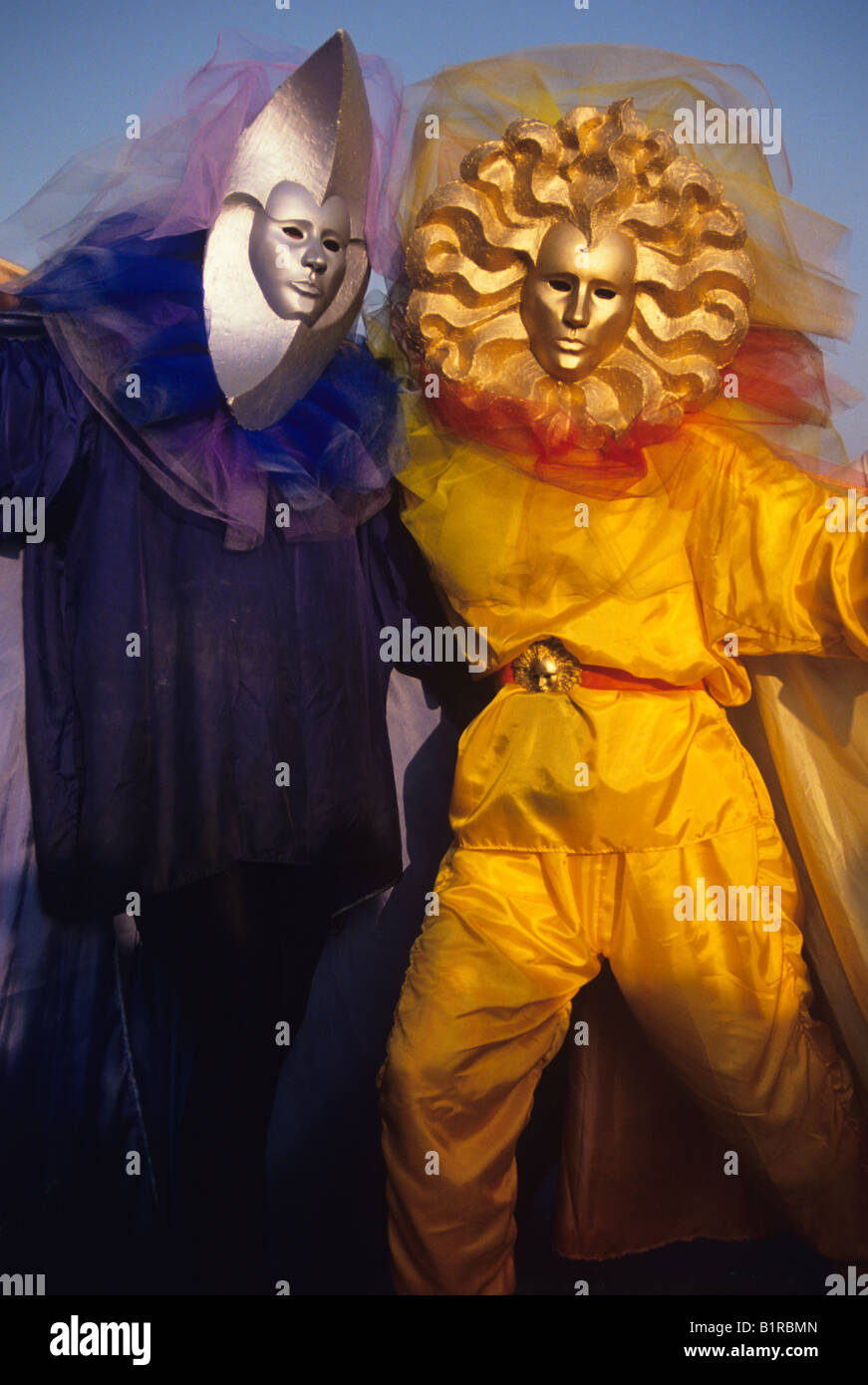 Traditioneller Karneval zahlen, die Sonne und der Mond in Venedig Stockfoto