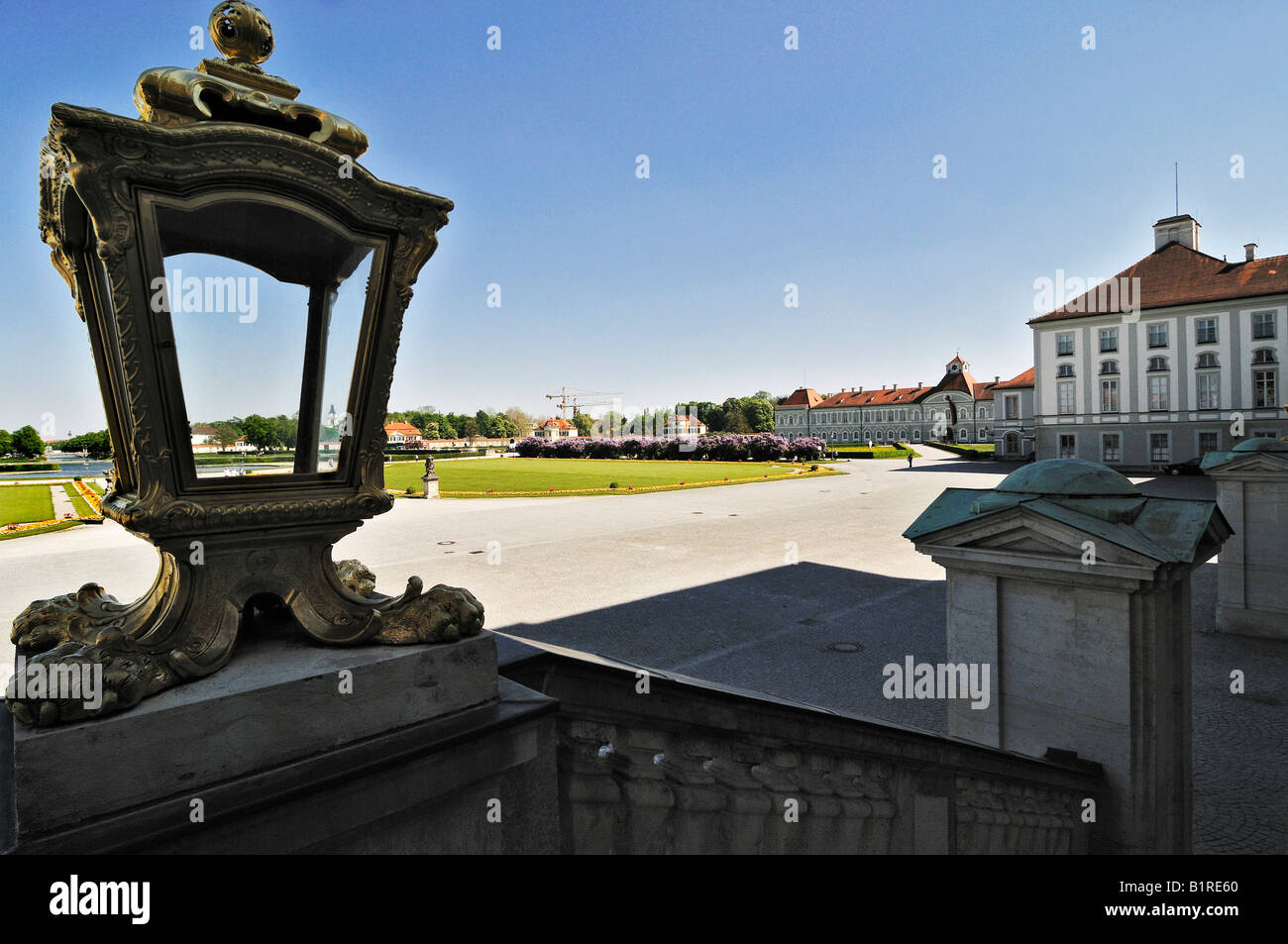 Blick nach Südosten zum Park von Schloss Nymphenburg Palast, München, Bayern, Deutschland, Europa Stockfoto